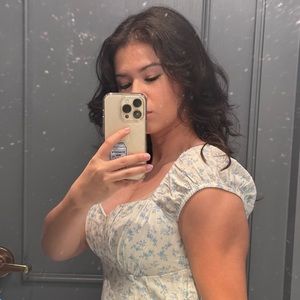 Meet your Posher, Elena